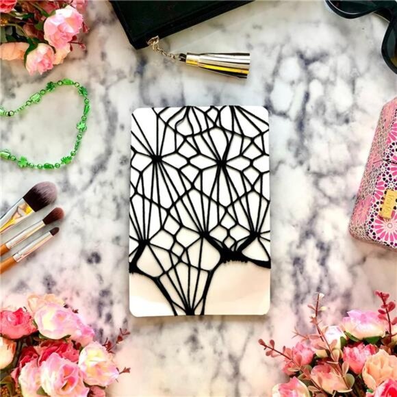 Fishnet Patterned Tights - Picture 6 of 6